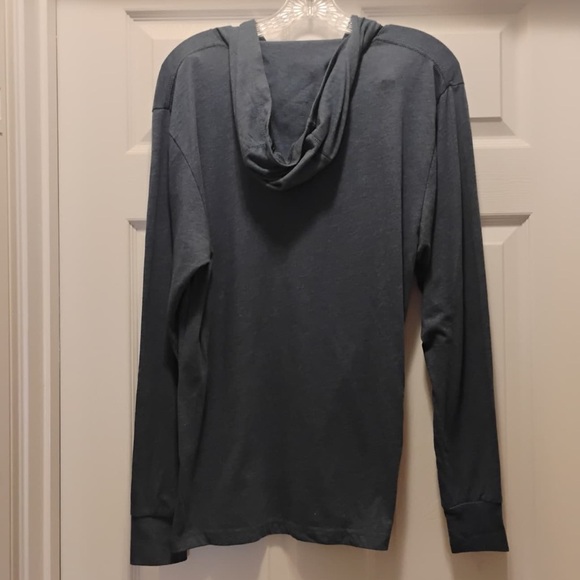 Disney Stitch Hoodie Wonderground Gallery Stitch Tiki Artwork Unique Size L - Picture 4 of 5